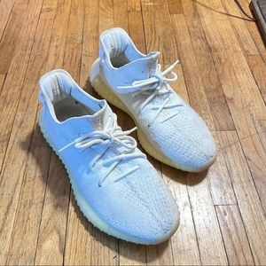Adidas Yeezy Boost 350 v2 triple cream